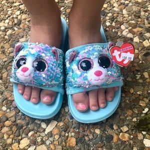 Meet your Posher, Desiree